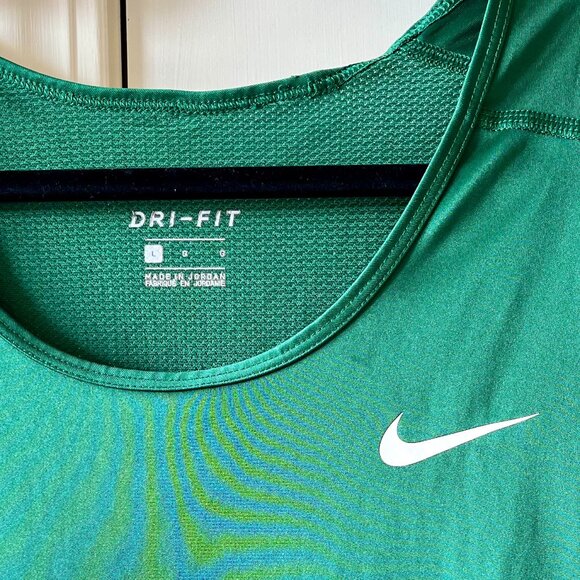 Nike Dri-FIT Running Tank – Men’s Size Large (Green) - Picture 3 of 5